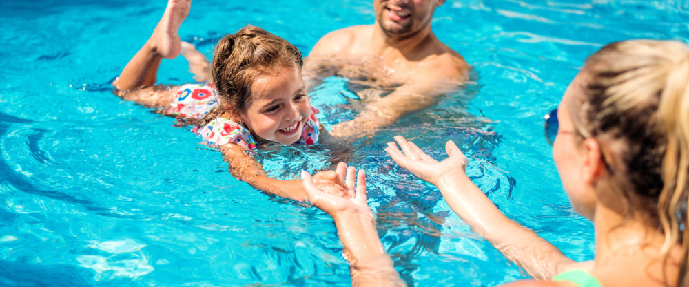 Inicio de temporada de piscinas: Conoce las principales infecciones